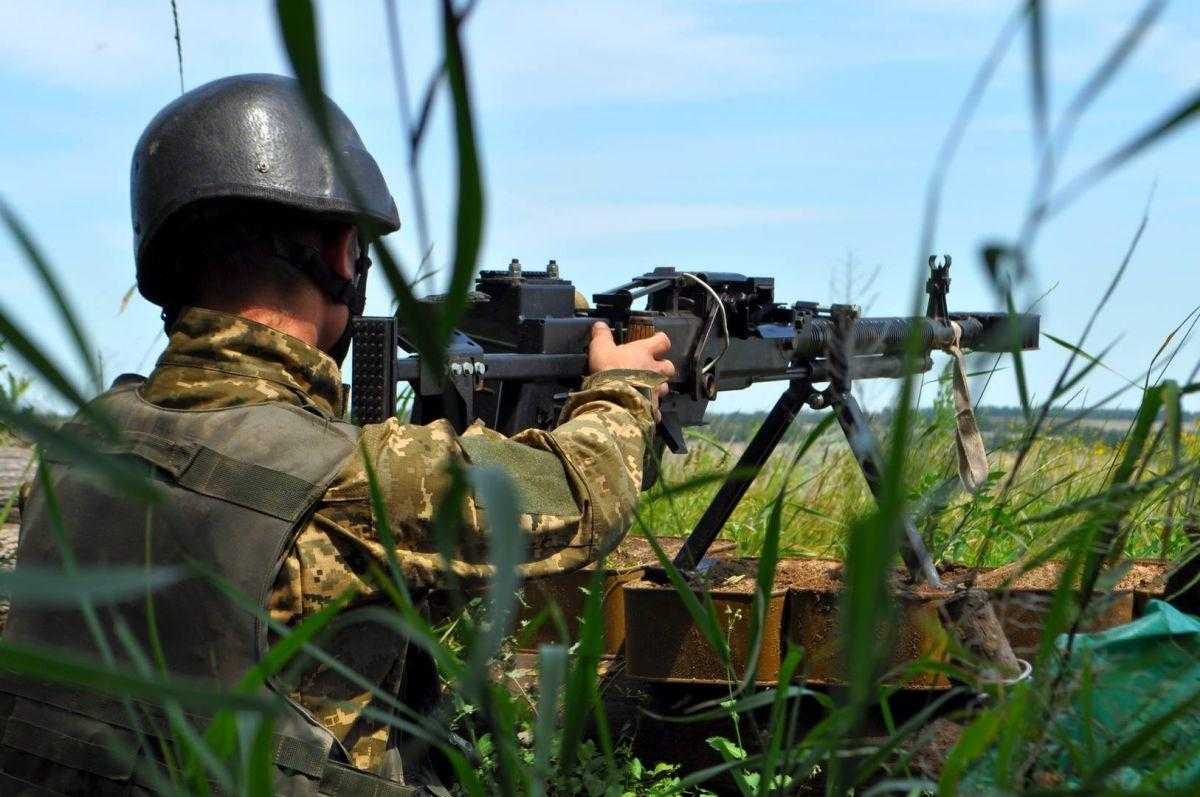 Напружена ситуація на Донбасі. Від ранку окупанти здійснили вже більше 20 обстрілів