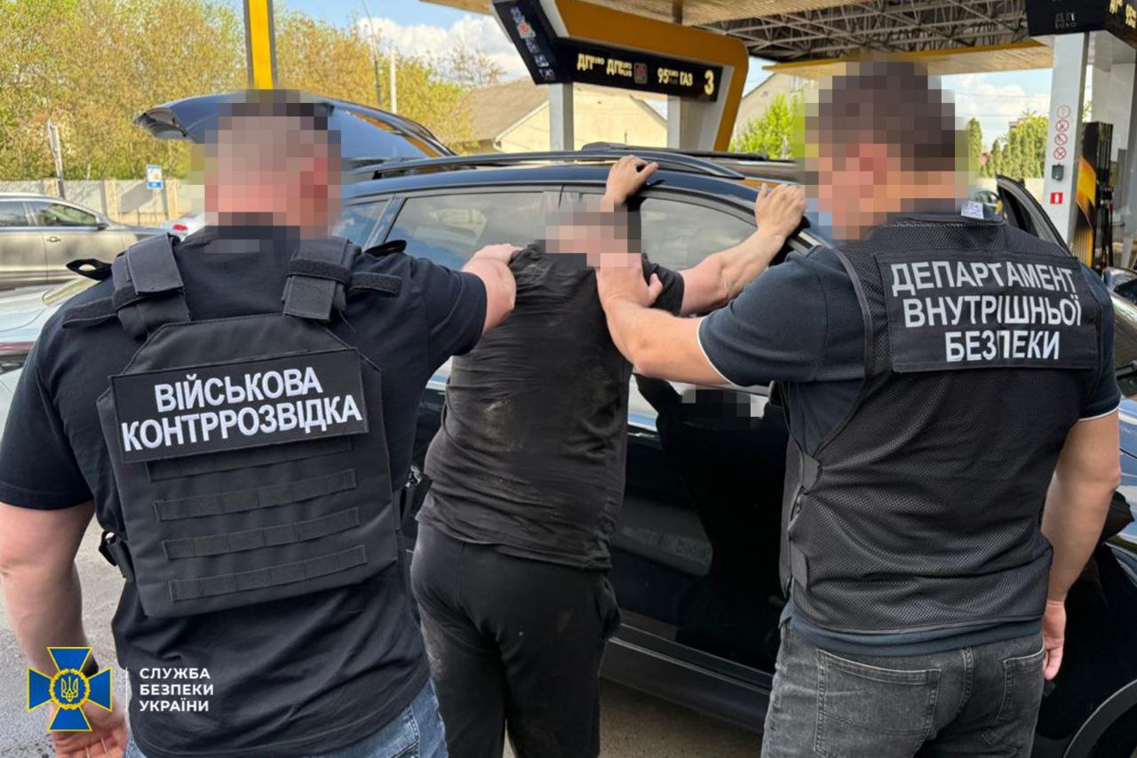 Правоохоронці ліквідували ще 5 «схем для ухилянтів» у різних регіонах України (фото)