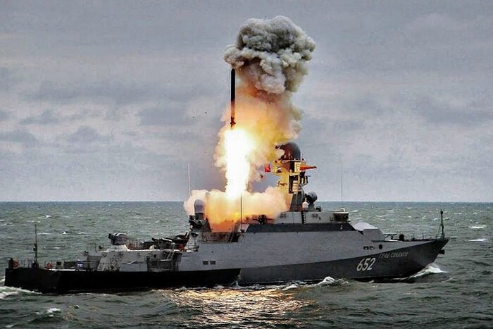 Росія почала бити по Україні «Калібрами» з Азовського моря: в чому причина