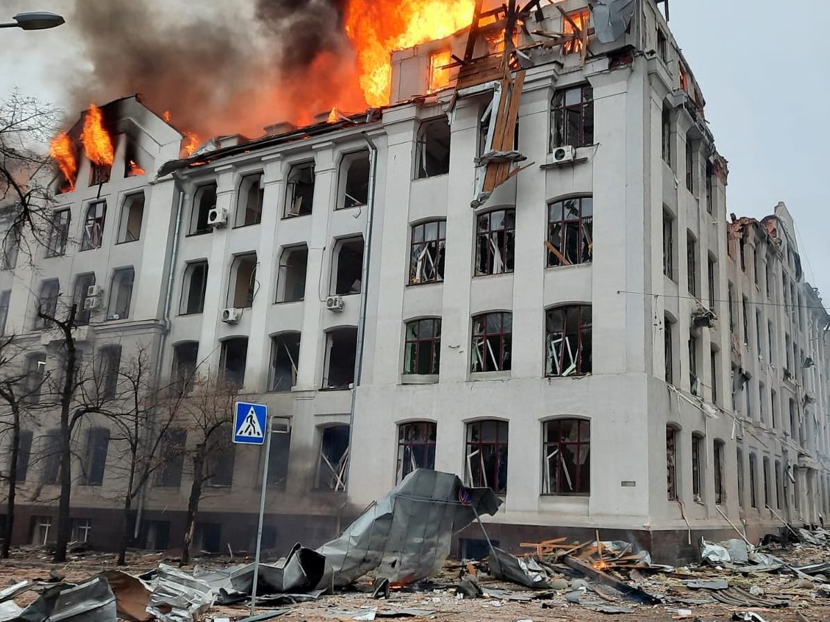 У Харкові окупанти завдали удару по будівлях університету, Нацполіції та СБУ
