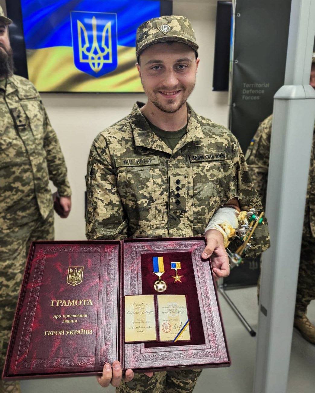 Військовий зі львівської тероборони отримав звання Герой України