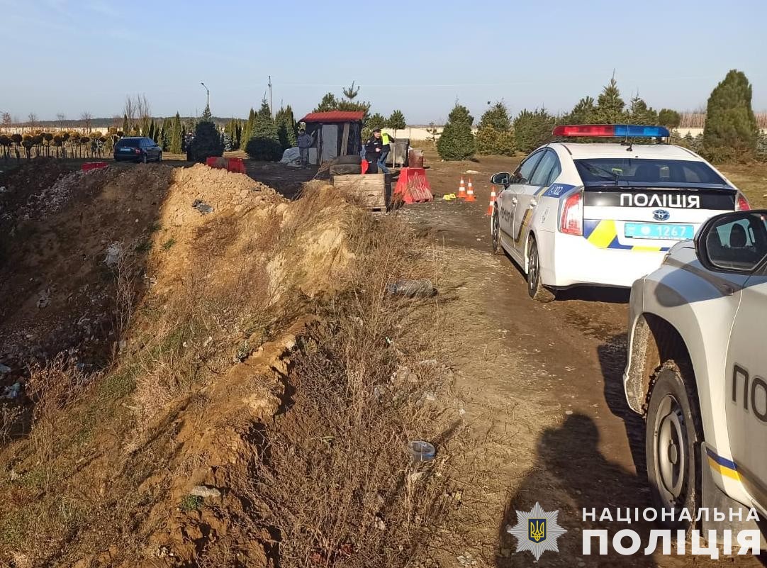Згоріли авто: поліція повідомила деталі страшної аварії на Львівщині