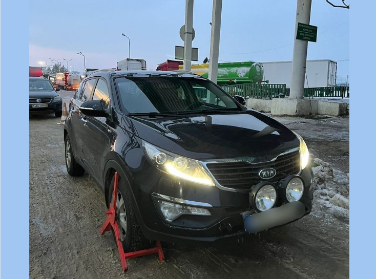 Львівські прикордонники виявили автомобіль, який викрали в Болгарії