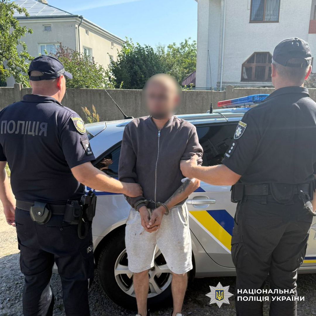 Двоє чоловіків жорстоко побили 36-річного мешканця Львівського району: потерпілий у реанімації (фото)