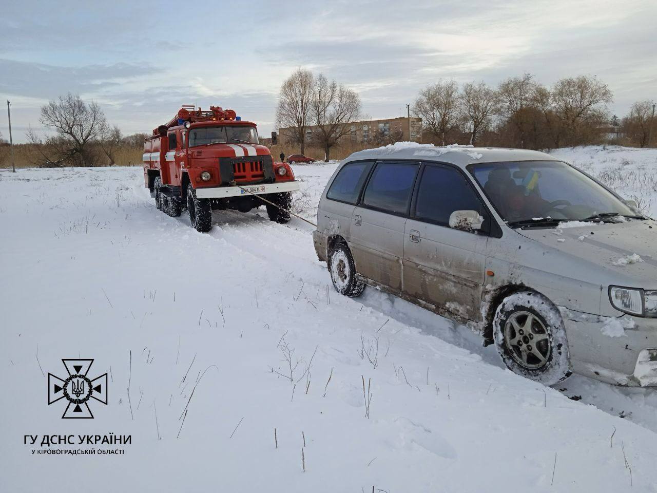 Загинули 12 людей, десятки постраждали. Наслідки негоди в Україні
