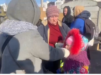 З Бучі та Гостомеля вдалося евакуювати ще майже три тисячі людей