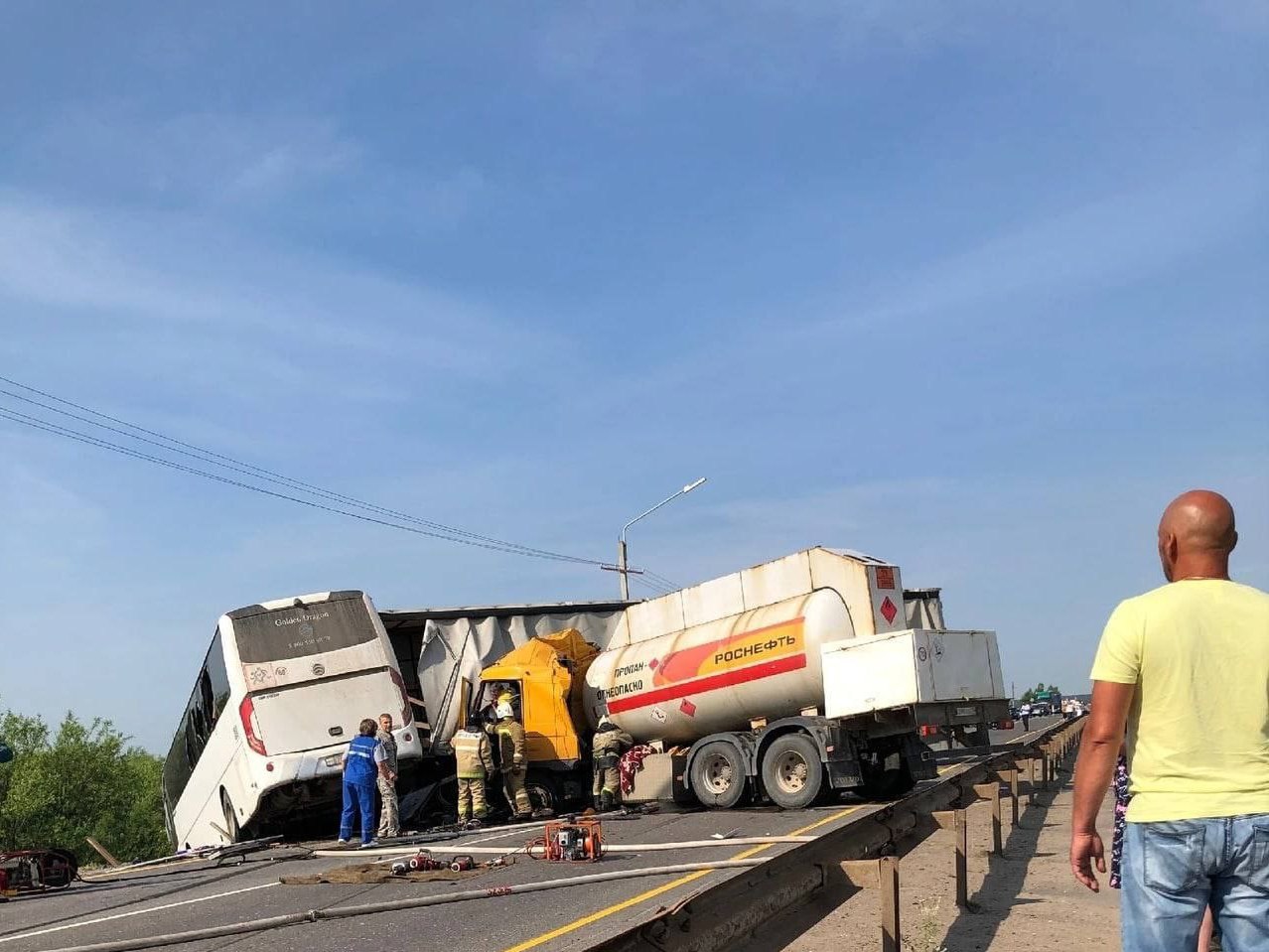 У Росії автобус з військовими потрапив у смертельну аварію