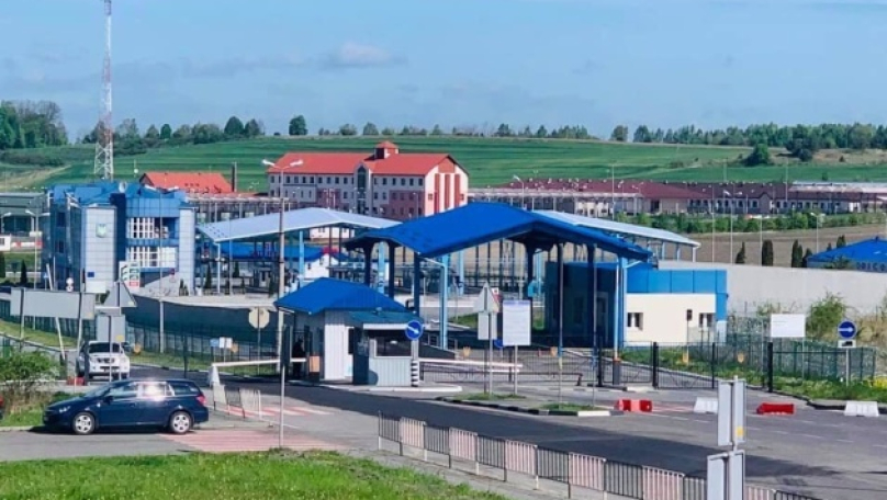 В одному з пунктів пропуску на Львівщині можливі ускладнення руху: в чому причина