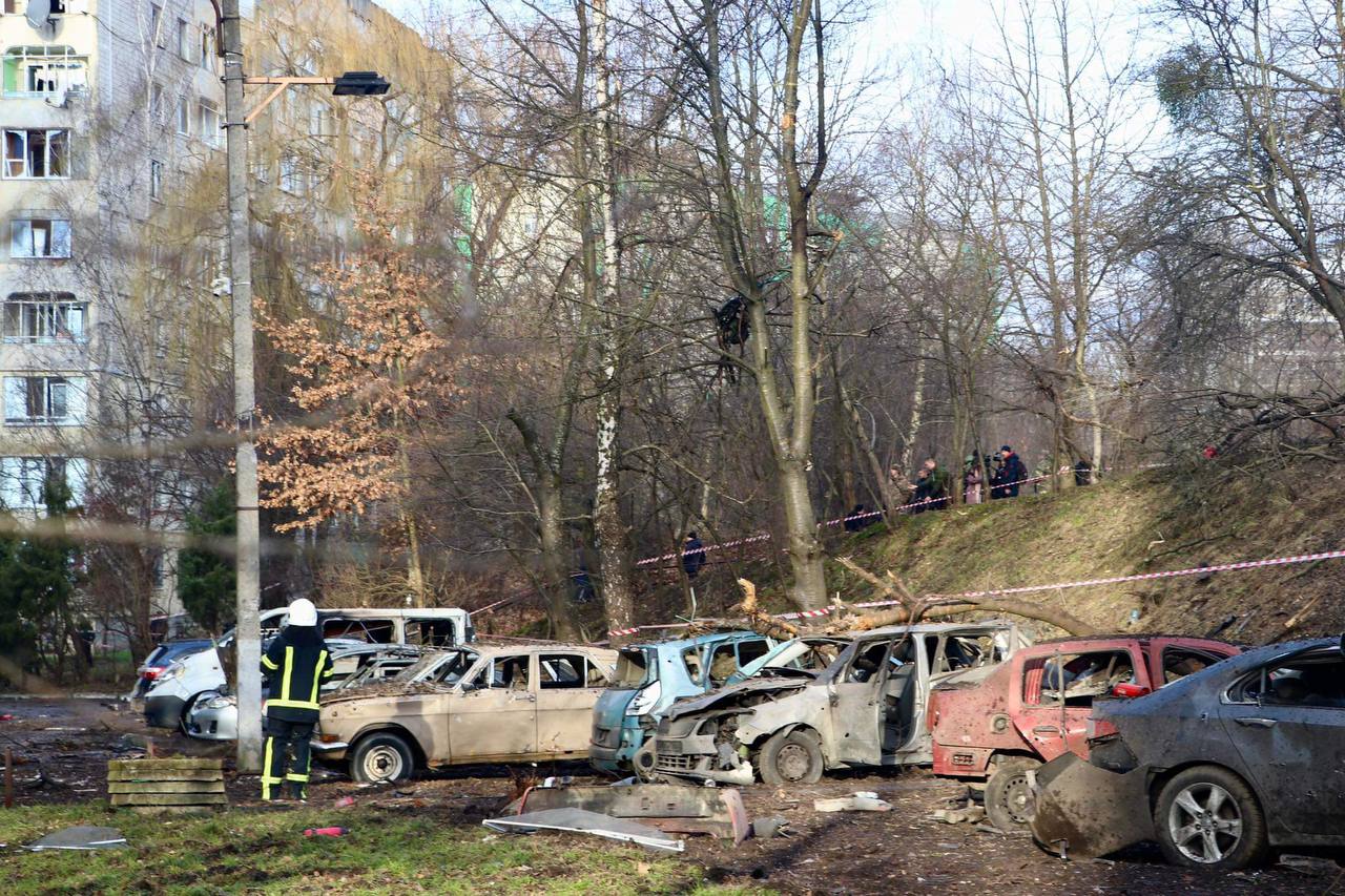 У Львові зросла кількість постраждалих від атаки РФ. Деталі і фото наслідків