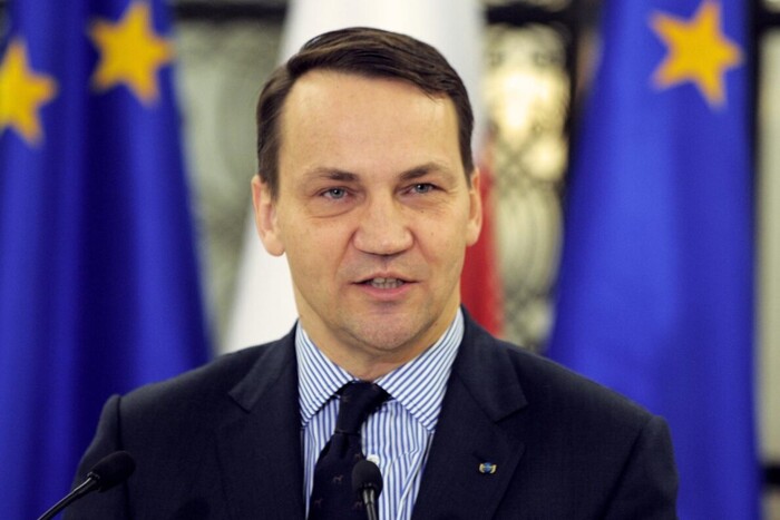 Може стати надто пізно. Глава МЗС Польщі розкритикував зволікання з допомогою Україні