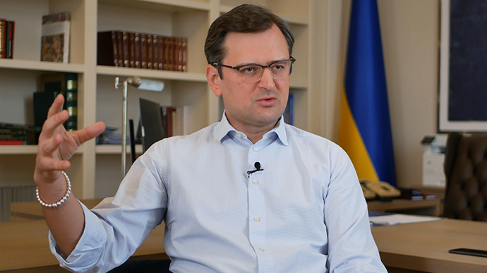Міністр Кулеба назвав 3 червоні лінії для України під час переговорів з Росією про Донбас