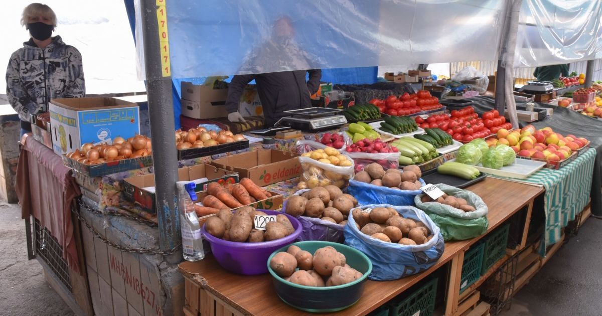 Держстат визначив, які продукти найбільше подорожчали в Україні у березні