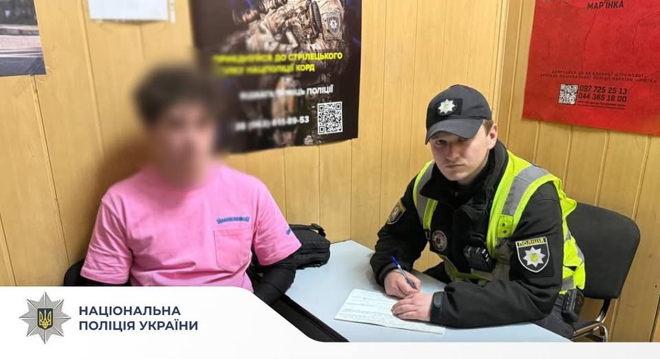 У Києві затримали 22-річного тіктокера, який їздив на лімузині під російську музику (фото)