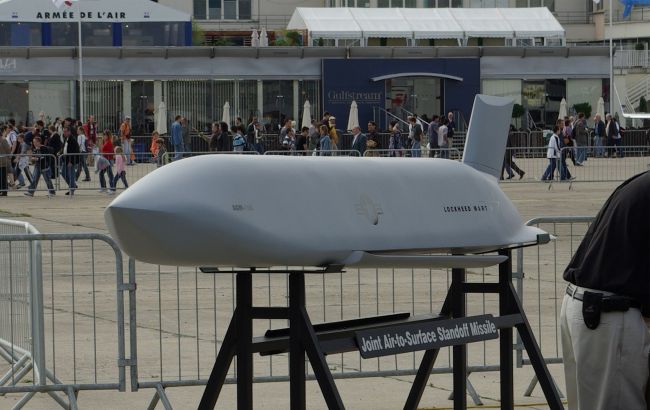 Трамп може дозволити постачання Україні далекобійних ракет JASSM , - ЗМІ
