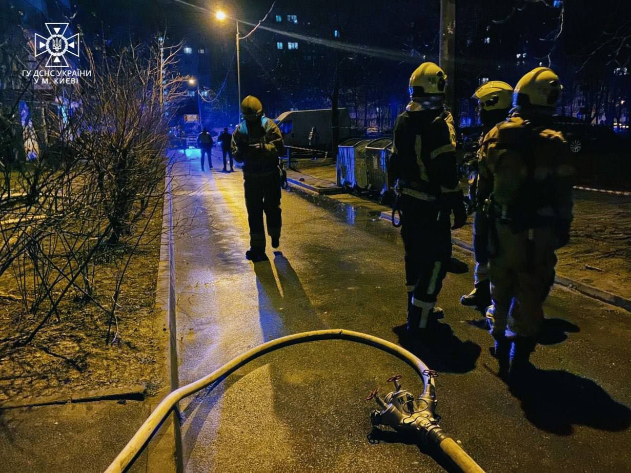 У Києві через вибух у багатоповерхівці загинув 17-річний хлопець