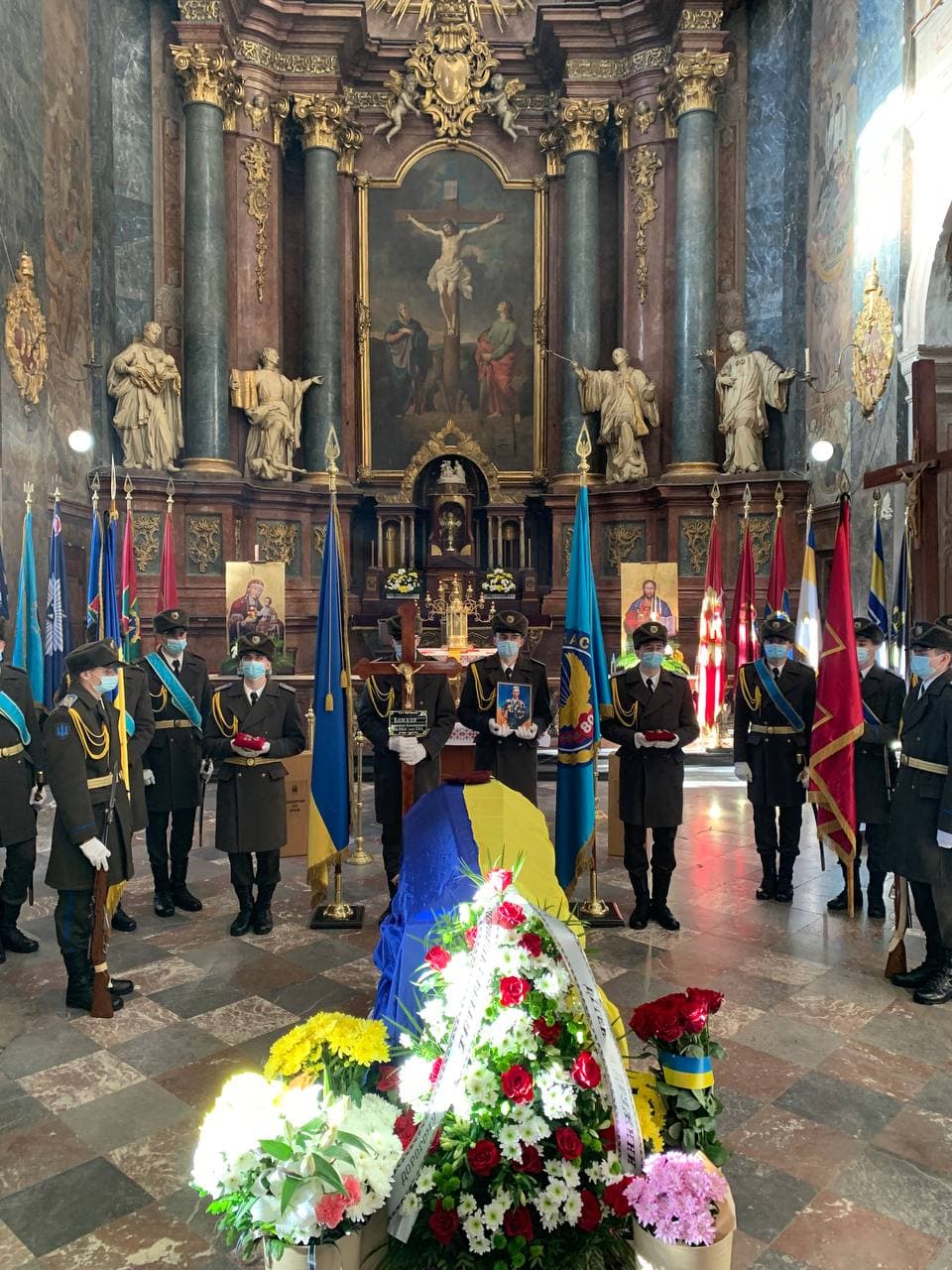 У Львові попрощалися з кіборгом Олександром Бондарем