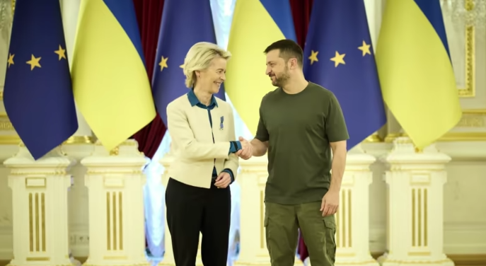 Президентка Єврокомісії поговорила з Зеленським про мирну угоду з Росією