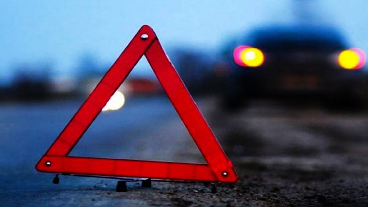 На Львівщині водій наїхав на чоловіка та втік з місця події