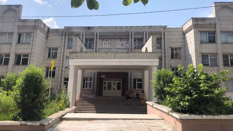 Скандал у школі у Львові: вчителька назвала учня тупим, бо його батько воює