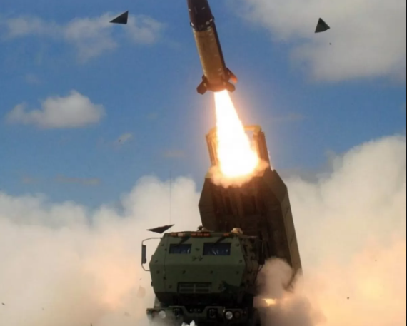 «Вдалеке Himars эти слышно». Рашист жаліється батькові на постійні обстріли – ГУР