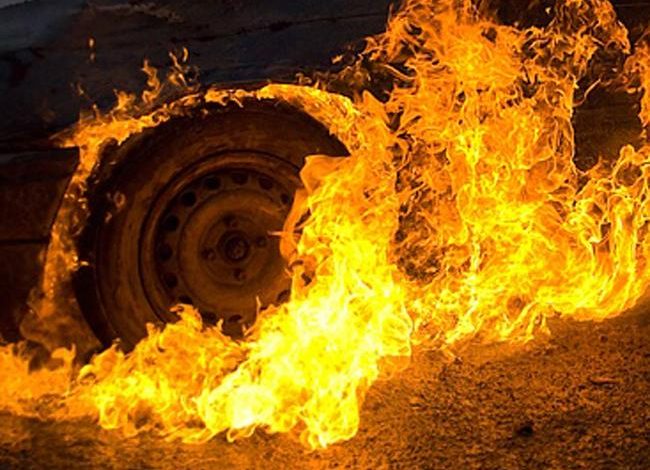На Львівщині хлопчик підпалив авто, коли бавився сірниками: Мати заплатить штраф