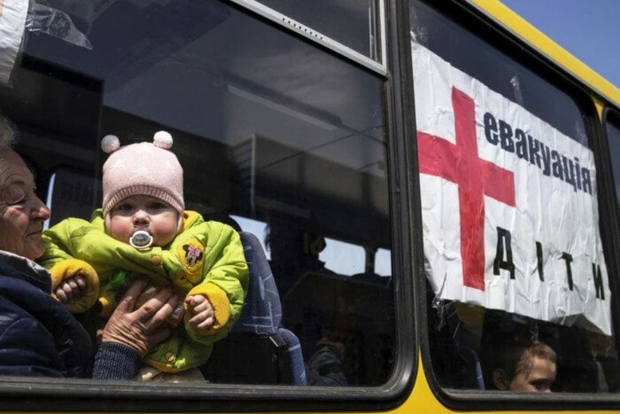 На Харківщині оголосили примусову евакуацію дітей