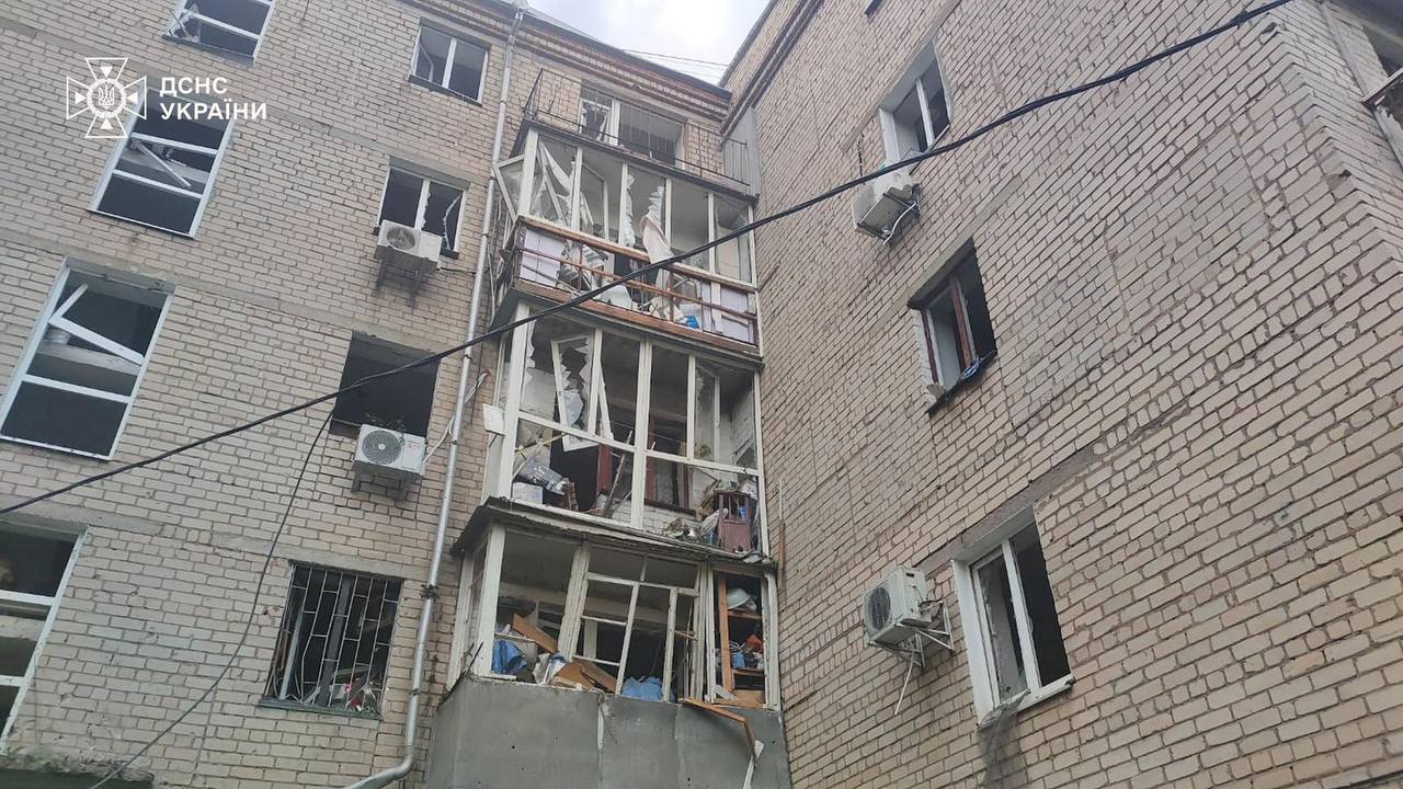 Ракетний удар РФ по Миколаєву: серед загиблих – дитина