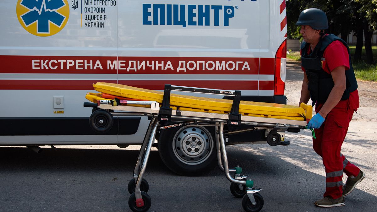 На Херсонщині росіяни атакували цивільне авто: є загиблі та поранені