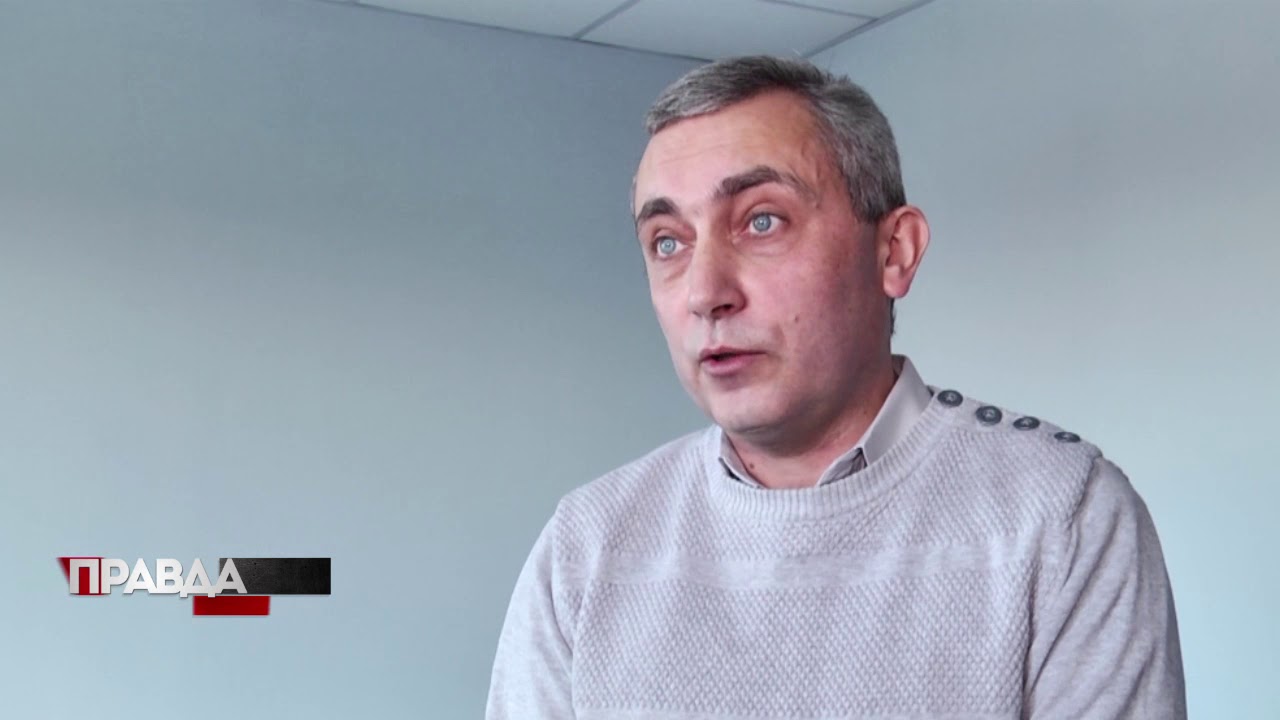 Тисячі автівок стоять у черзі на розмитнення
