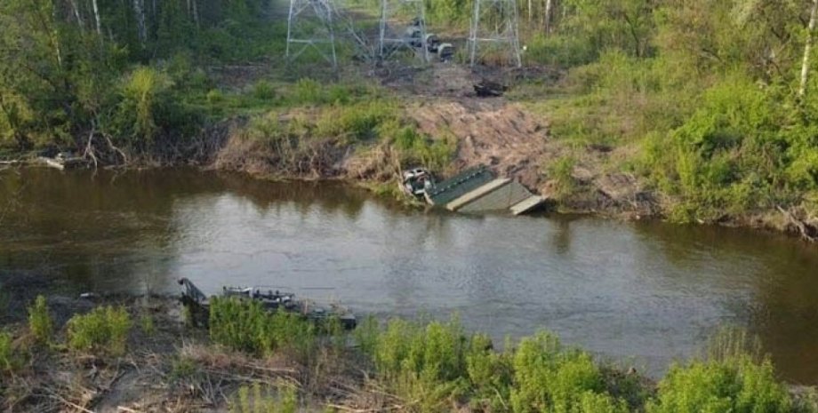 Техніку знищили, окупанти втонули. Фіаско під час спроби форсувати Сіверський Донець