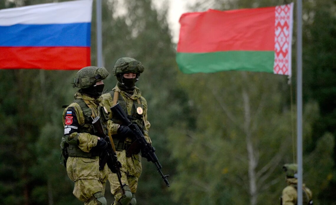 Білорусь і Росія запланували спільні військові навчання на наступний рік