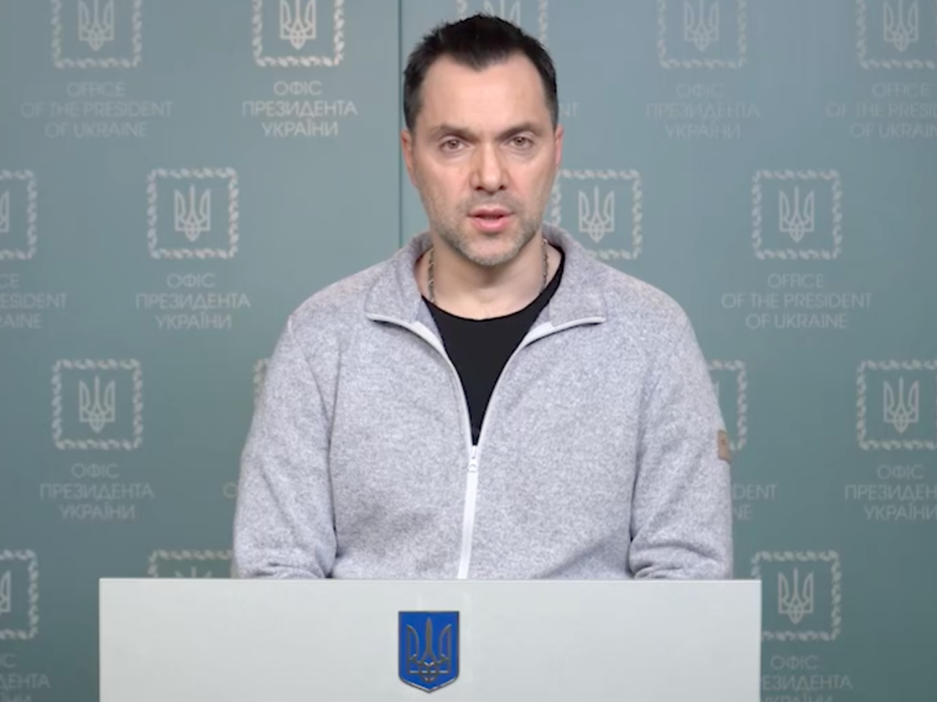 Елітні підрозділи вже полягли, але Росія готує ще один етап наступу, – Арестович