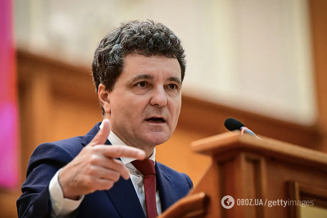 Президент Румунії закликав росіян прицільніше бити по Україні