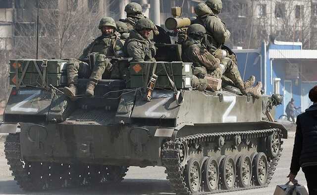 Російські війська змінили основний рух навколо окупованого Маріуполя