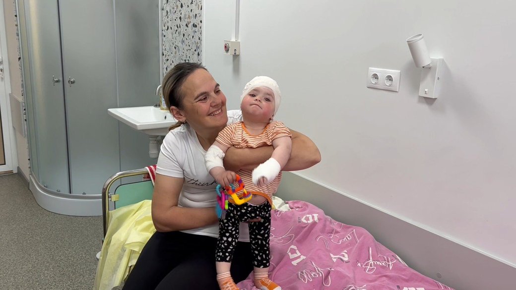 Львівські лікарі повернули слух трьом дітям