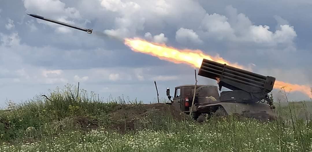 За добу ворог втратив понад пів тисячі солдат і 35 артилерійських систем