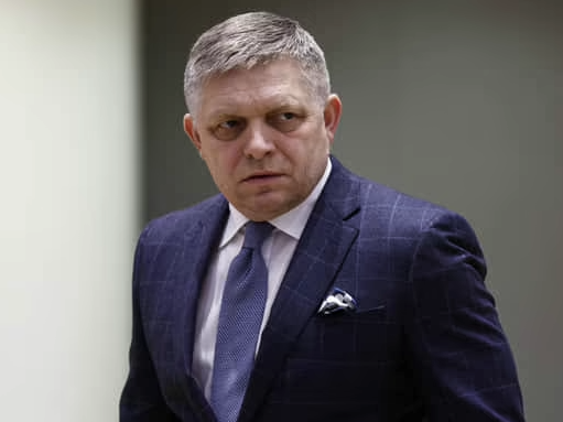 Прем'єр Словаччини підтримав блокування Орбаном 50 млрд євро допомоги для України