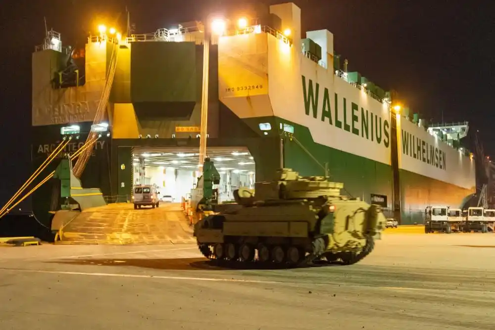 США відправили в Україну більше 60-ти бойових машин піхоти «Бредлі»