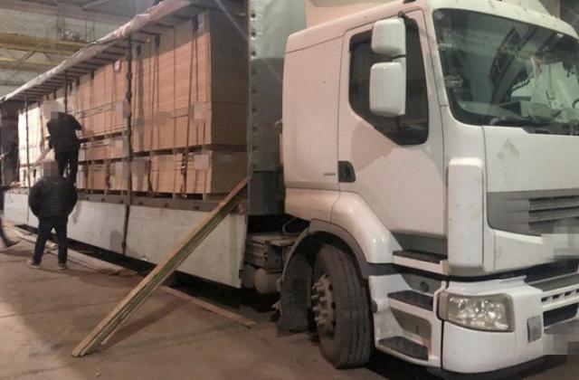В Україні продовжили санкції проти топ-контрабандистів і не тільки