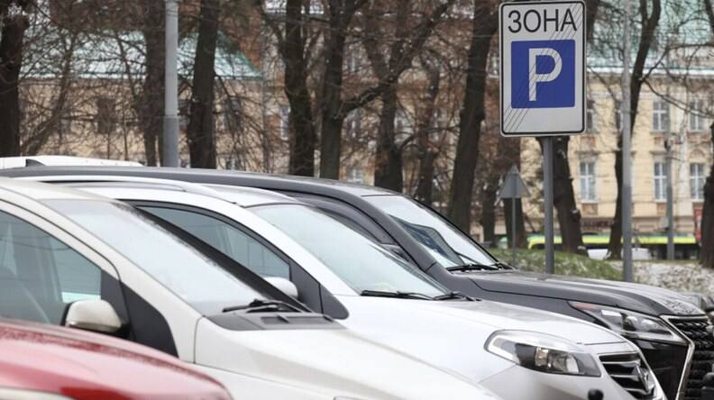 У Львові відкриють ще два муніципальні паркувальні майданчики