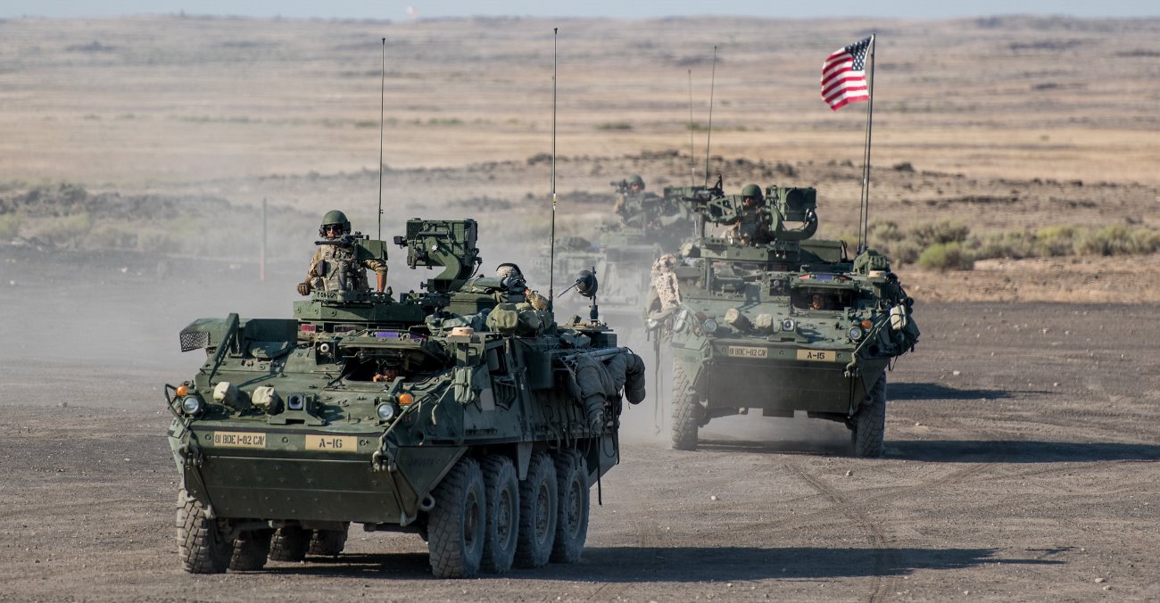В Європу прибули 90 бойових машин Stryker, які США передають Україні