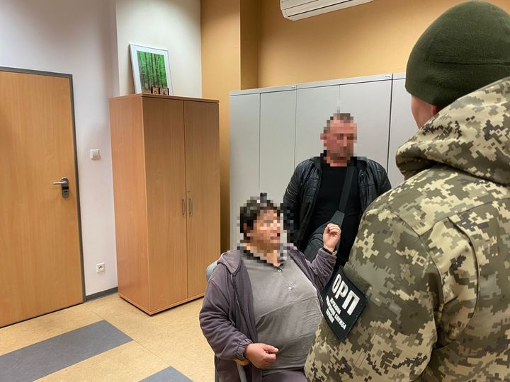 Відрізнялися відповіді: львівські прикордонники викрили фіктивне подружжя з Черкащини