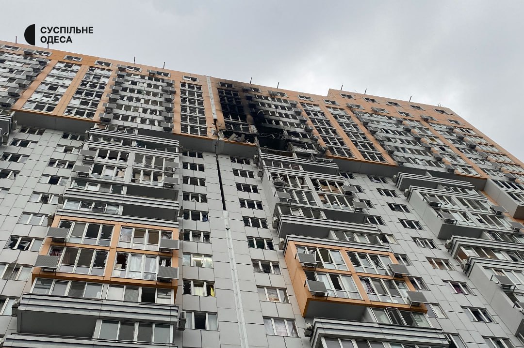 З'явилися нові фото з місця вибуху в Одесі
