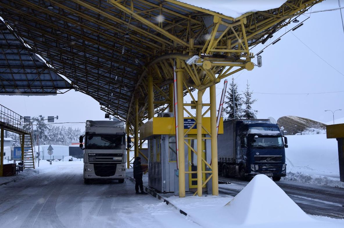 Польські фермери знову на місяць заблокують український кордон