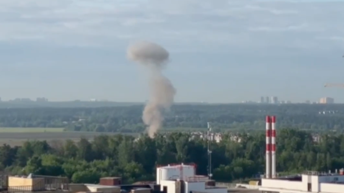 Атака дронів на Москву. Ціль – російська військова частина