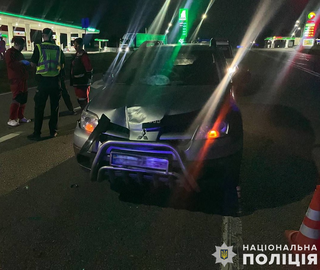 Біля Львова сталась смертельна ДТП: водій «Міцубіші» збив пішохода