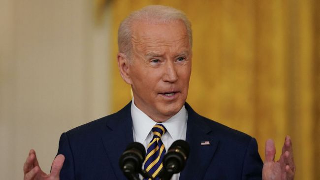 Президент США Байден особисто відмовився передавати літаки Україні, злякавшись Путіна