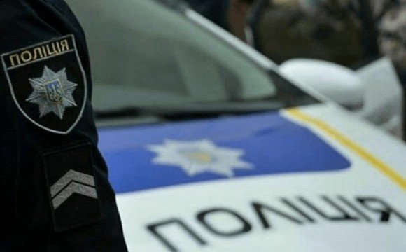 Турботливі львівські патрульні завезли додому п’яного пішохода