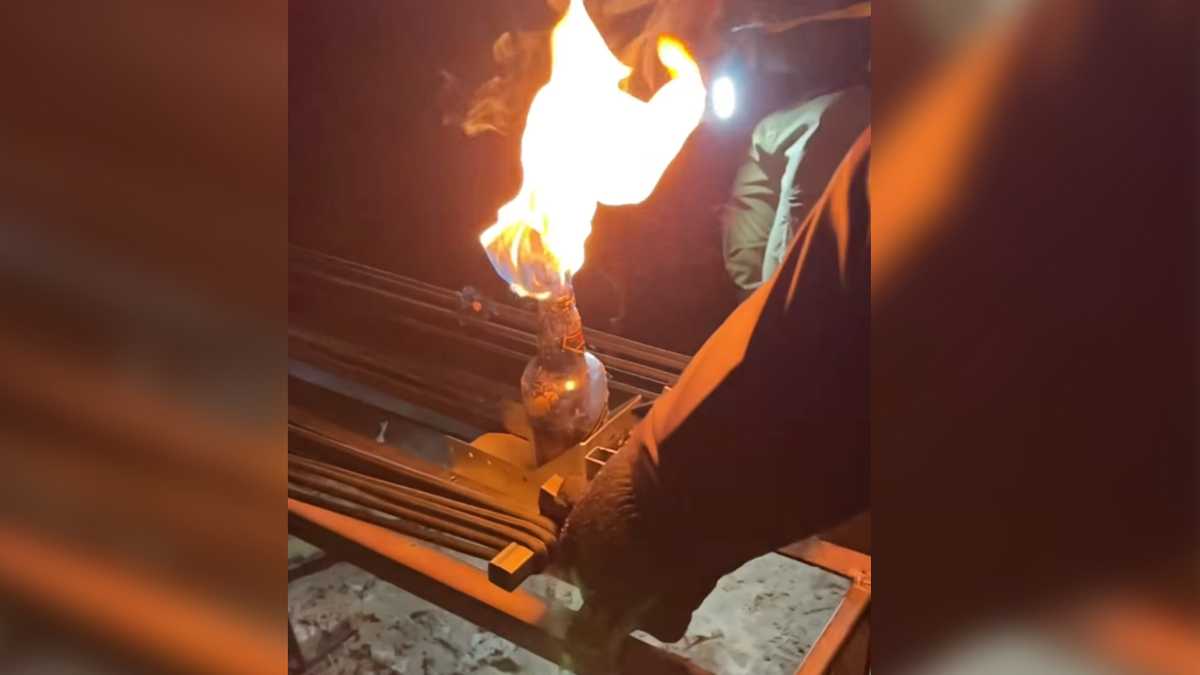 ДжаВолина для "смузі Бандери": у Луцьку створили оригінальну катапульту