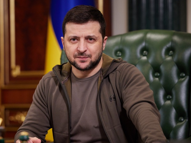 У Маріуполі зруйновано близько 98% будівель. Зеленський дав інтерв'ю французькому каналу